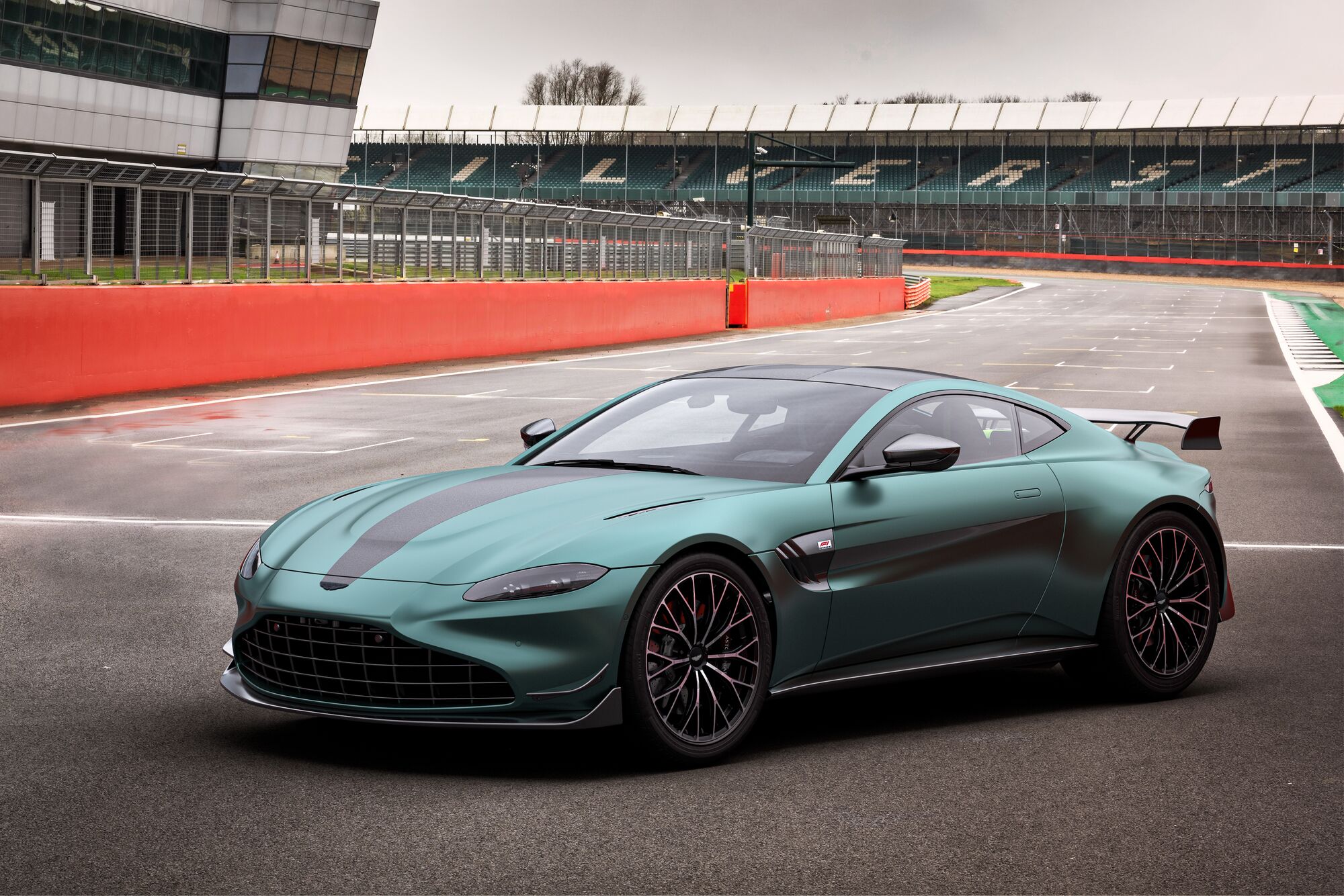 1088萬元起/1168萬元起，Aston Martin Vantage F1 Edition 硬頂/敞篷開始接單！ CarStuff 人車事